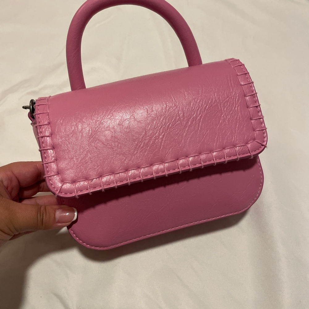 Universal Thread Mini Crossbody - image 2